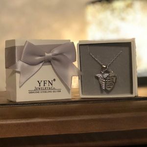 Nurses prayer necklace